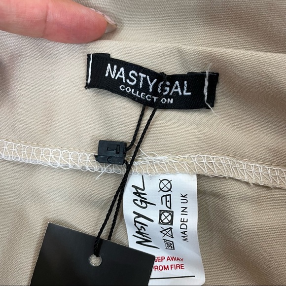 NWT Nasty Gal ‘Won’t Waist Your Time’ Paperbag Belted Short - Picture 5 of 10